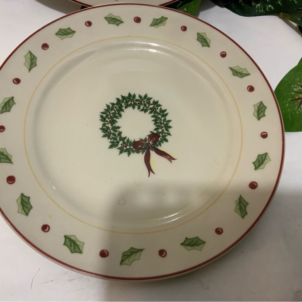 Vintage Merry Brite Christmas Salad Dessert Plates Holiday  A14